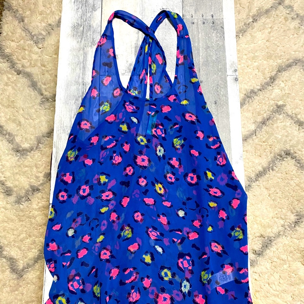 Criss cross tank